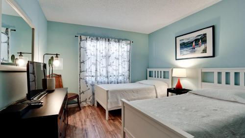 Two-Bedroom Apartment image 10