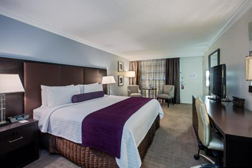 Crowne Plaza Suffern-Mahwah, an IHG Hotel