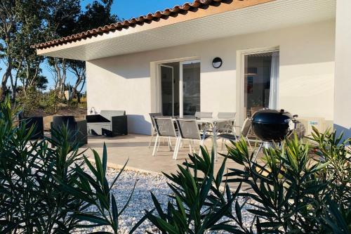 Villa T4 A Nepita maquis piscine gîte à louer Bonifacio