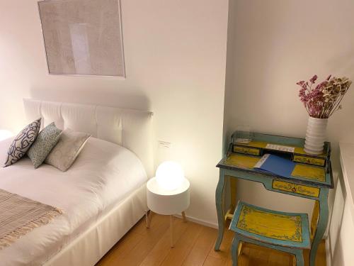 Repubblica One Room Apartment, Mediolan (zdjęcie 5)