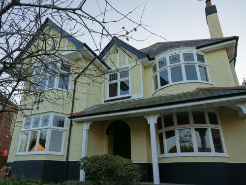 The Old Sea Captain's House, Aberporth