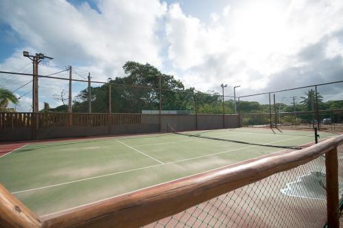 Cond. Polinésia Muro Alto Cond. Polinésia Muro Alto