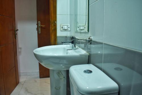 columbia sky city Room Type - Deluxe Double Room with Balcony columbia sky city Room Type - Deluxe Double Room with Balcony