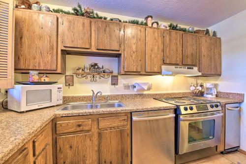 Cozy Angel Fire Condo Less Than Half Mi to Resort! Cozy Angel Fire Condo Less Than Half Mi to Resort!