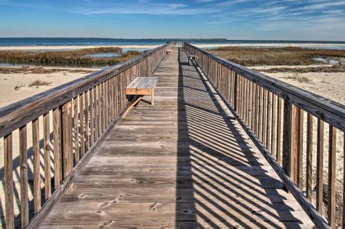 Family-Friendly Condo w/ Pools + Tennis Courts! in Hilton Head Island Waterfront