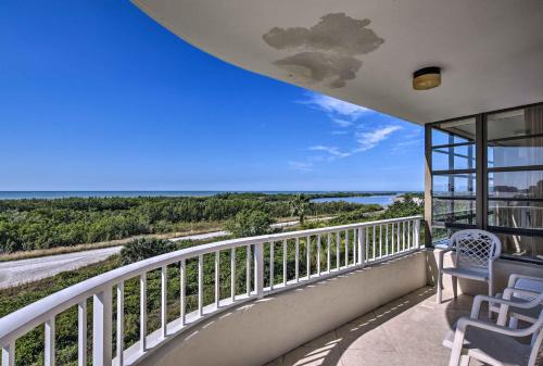 Luxe Getaway with Community Amenities Walk to Beach! - image 7