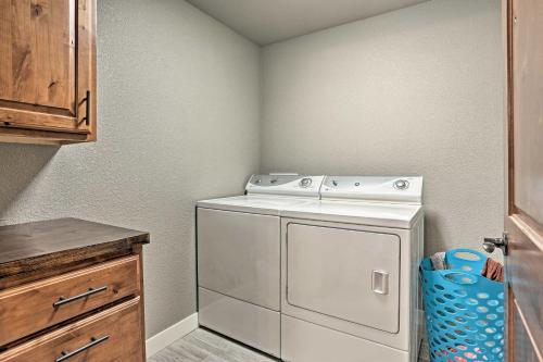 The Gathering Place Home with Hot Tub by Deer Mtn! - image 3