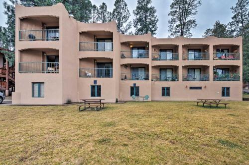 Cozy Ruidoso Condo-by Grindstone Lake and Skiing! - image 5
