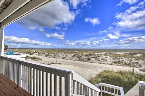 Fernandina Beach Townhome - Walk to Ocean! - main image