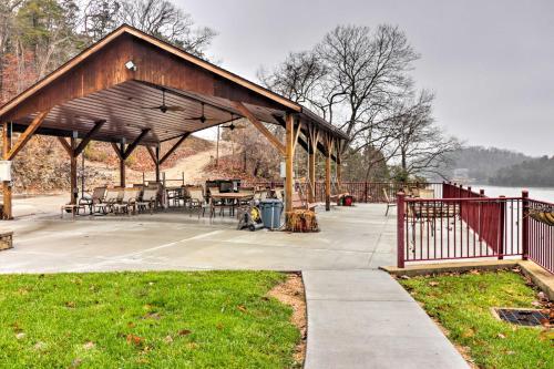 Condo with Screened Porch on Lake of the Ozarks! - image 3