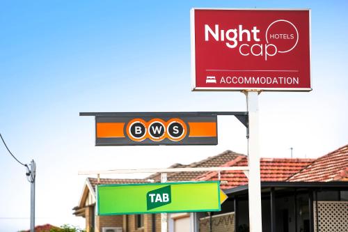 المرافق, Nightcap at Fairfield in Western Sydney