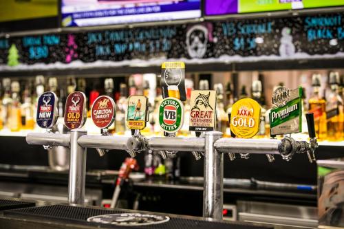 Nightcap at Fairfield - image 8