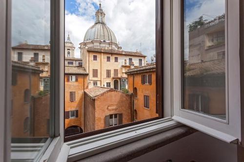 Appartamento via del Teatro Pace, Rzym (zdjęcie 2)