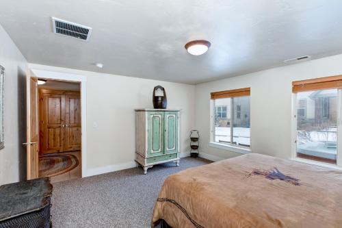 Kodiak Home #5646 - image 2