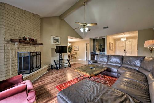 Pet-Friendly Texas Getaway with Fenced-In Yard!