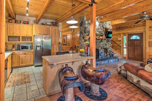 Secluded Leavenworth Cabin on Chiwawa River!