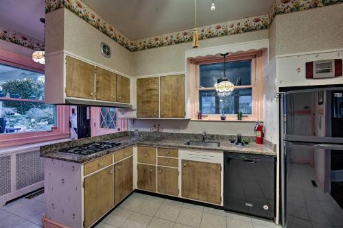 Spacious Reading Home with Patio - 2 Miles to Pagoda in Reading, USA