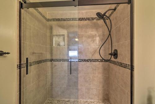 Sugar Mountain Condo with Pool Hot Tub and Views - image 8