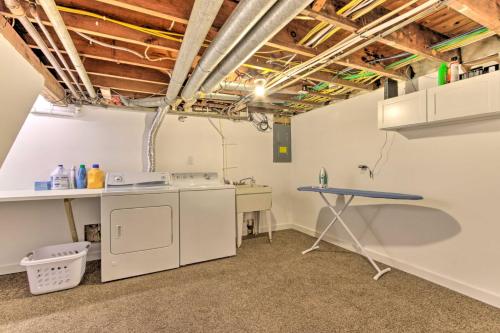Rochester Home with Deck 5 Min to Mayo Clinic! - image 10