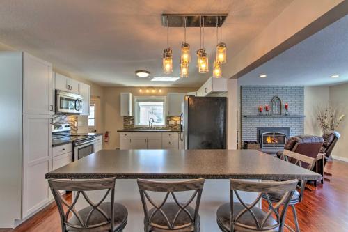 Rochester Home with Deck 5 Min to Mayo Clinic! - image 14