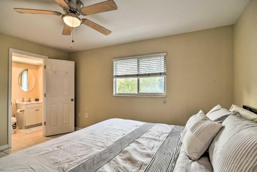 Cozy Indian Rocks Beach Condo- Steps to Beach - image 7