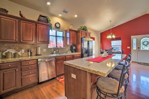 Charming Fruita Home - Walk to Downtown! - image 5