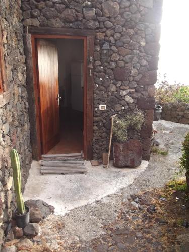 Castillo Gualisancho - image 8