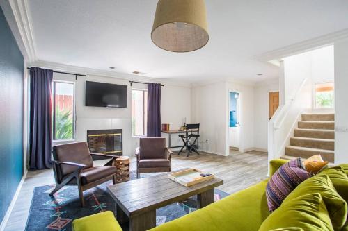 WanderJaunt - Gabriel - 3BR - Pacific Beach