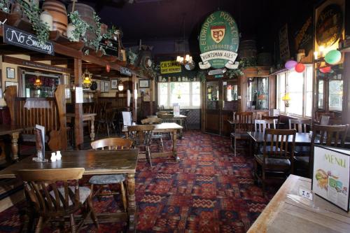 The Junction Hotel - image 3