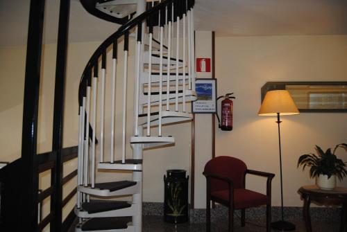 Фойє, Hostal El Mirador in Сеговія