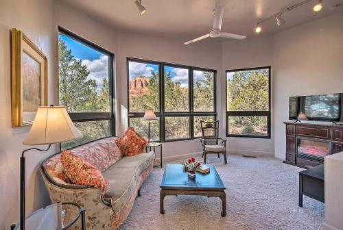 . Sedona Apartment with Private Patio and Red Rock Views