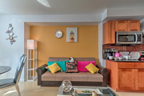Philadelphia Condo Next to Convention Center! - image 2