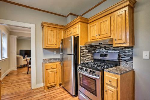 Spacious Mount Pleasant Home 5 Mi to Beach in Charleston, USA