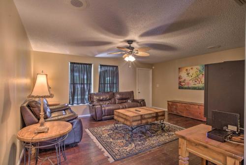 Pastoral Naples Home on Working Horse Farm! - image 5