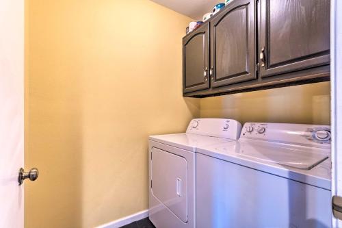 Lake Hamilton Condo with Private Boat Slip! - image 8
