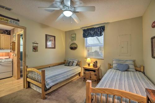 Lake Hutchinson Home - BBQ and Firepit! - image 2