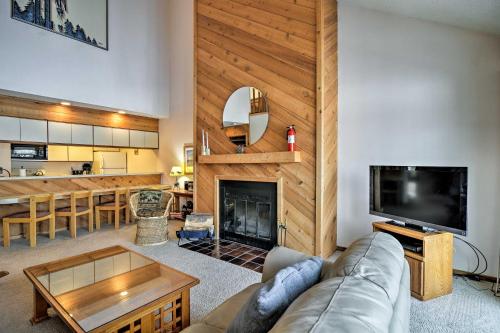 Townhome on Summit Mtn - Skiers Dream!