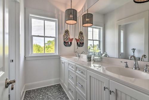 Family Waterfront Getaway with Pool and Boat Dock - image 2