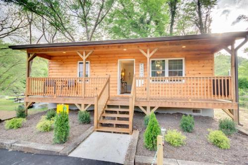 Waterfront Cabin with Hot Tub on Tuckasegee River! in Bryson City, USA