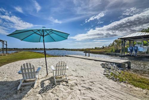 Family Waterfront Getaway with Pool and Boat Dock - image 9
