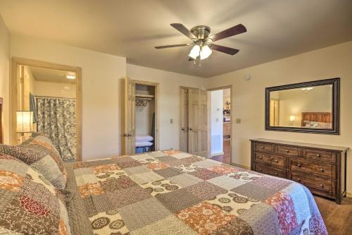 Cozy Bryson City Cabin - 6 Miles to Harrahs! - main image