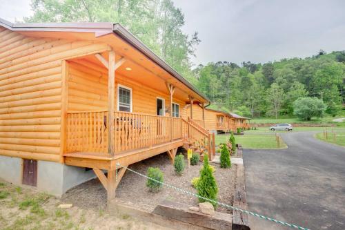 Cozy Bryson City Cabin - 6 Miles to Harrahs! - image 5