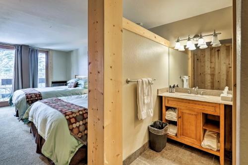 Condo in Northstar Village 7 Miles to Tahoe Vista! - image 4