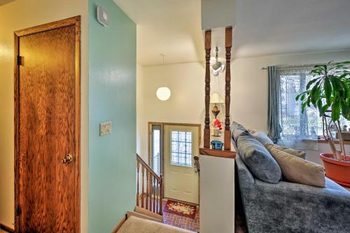 McFarland Home Near Lakes - 4 Mi to Madison! - image 4