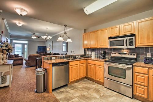 Sevierville Resort Retreat with Balcony and Mtn Views! - main image