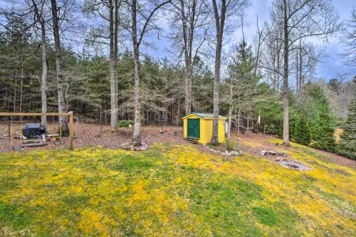 Retreat with Deck in Chattahoochee National Forest! - image 7