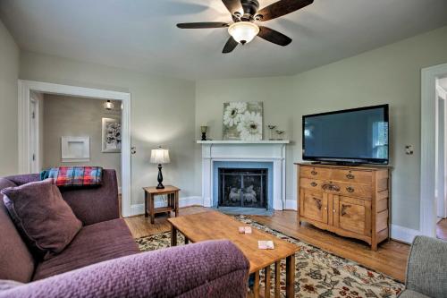 Troutville Home by Blue Ridge Pkway and Roanoke - image 2