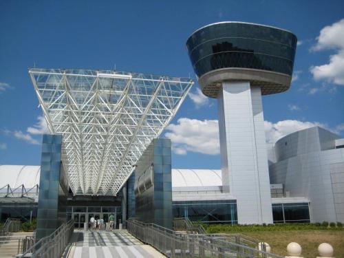 Crowne Plaza Dulles Airport, an IHG Hotel