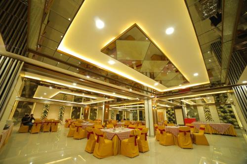 Vijay Vilas Hotel & Convention Hall - Agra