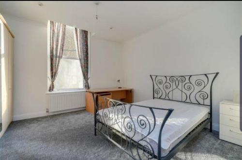 Large Double Room, , London